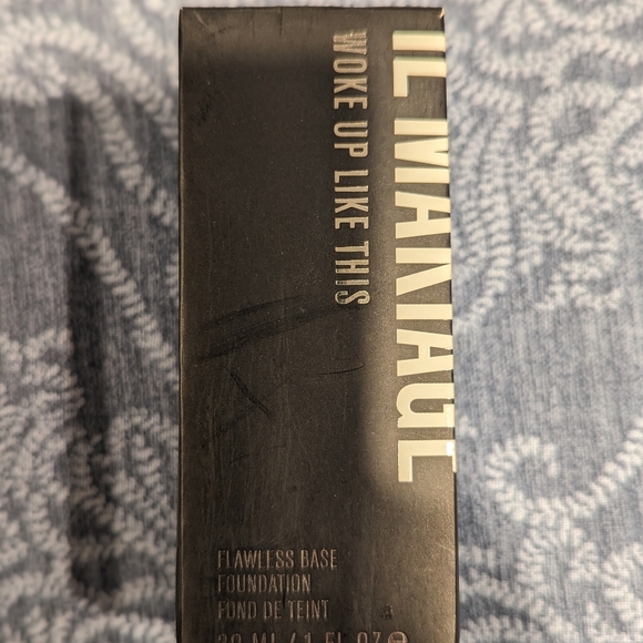 IL MAKIAGE | Makeup | Il Makiage Foundation Woke Up Like This | Poshmark